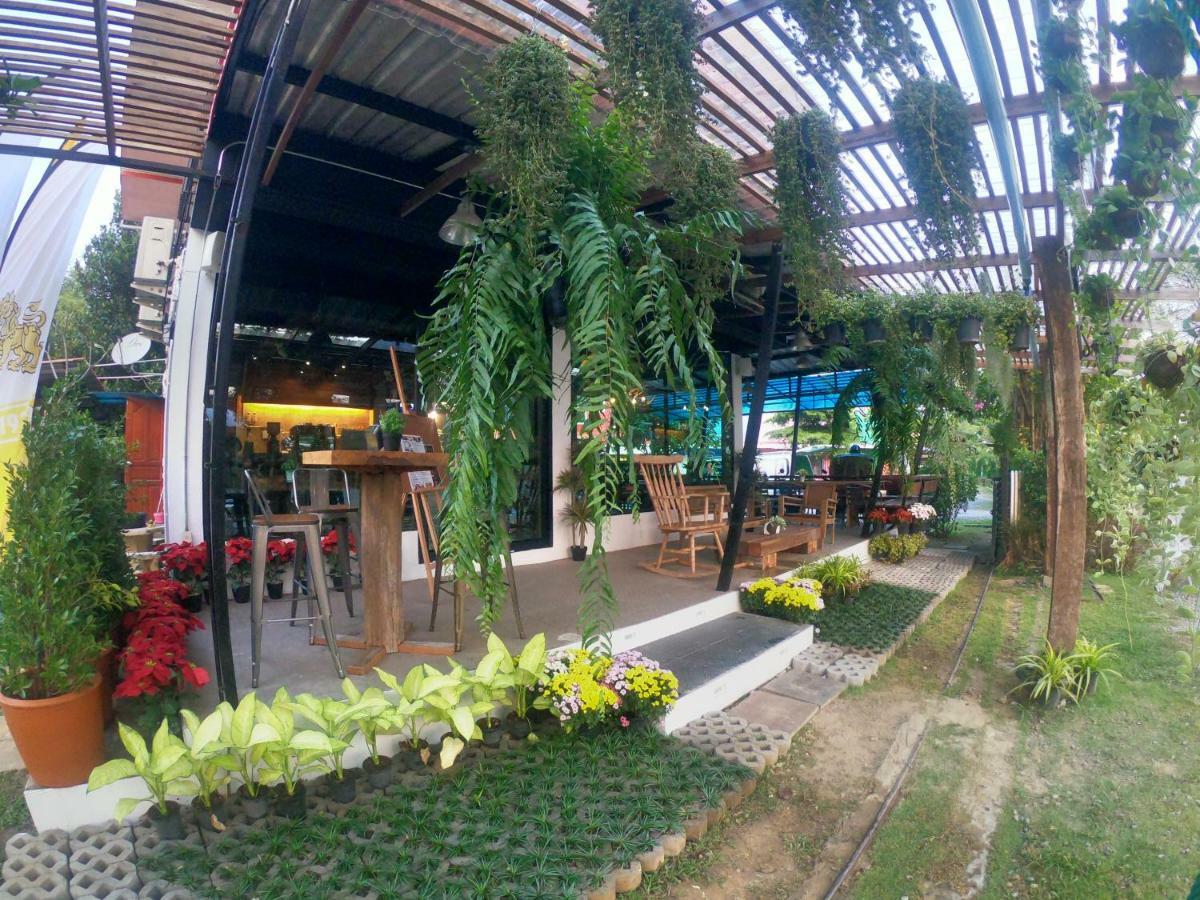 Bike Resort Chiangmai Chiang Mai Exterior photo